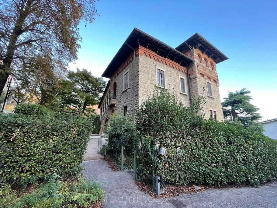 Bg Central President Suite Con Parcheggio - Vista Citta Alta Bergamo Kültér fotó