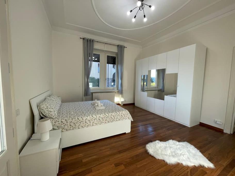 Bg Central President Suite Con Parcheggio - Vista Citta Alta Bergamo Kültér fotó