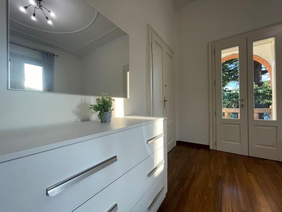 Bg Central President Suite Con Parcheggio - Vista Citta Alta Bergamo Kültér fotó