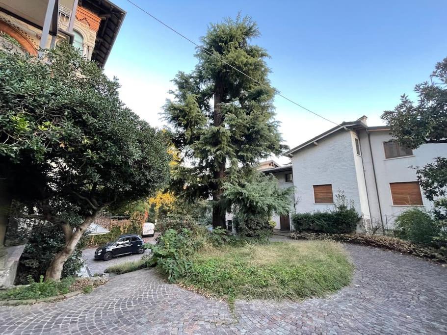 Bg Central President Suite Con Parcheggio - Vista Citta Alta Bergamo Kültér fotó