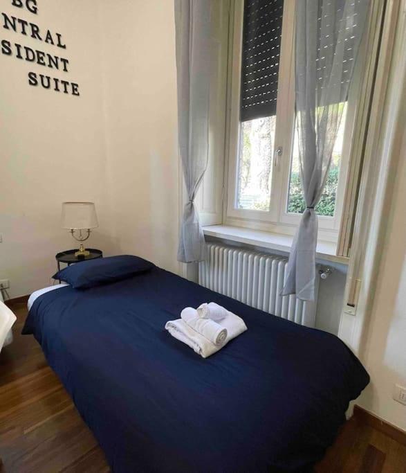 Bg Central President Suite Con Parcheggio - Vista Citta Alta Bergamo Kültér fotó