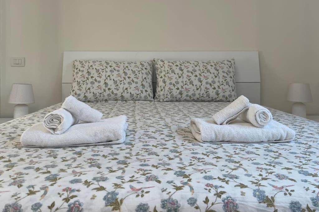 Bg Central President Suite Con Parcheggio - Vista Citta Alta Bergamo Kültér fotó